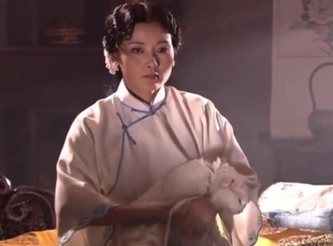 蔣文麗，演藝之路的閃耀之星